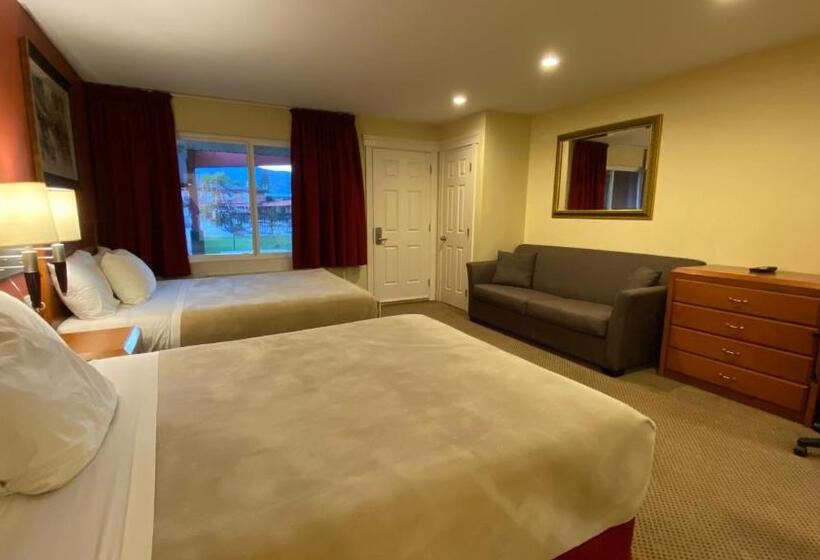 בית מלון כפרי Sahara Courtyard Inn Osoyoos
