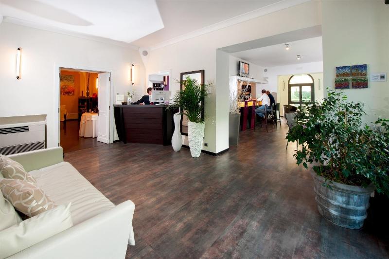 هتل Villa Maria Cristina