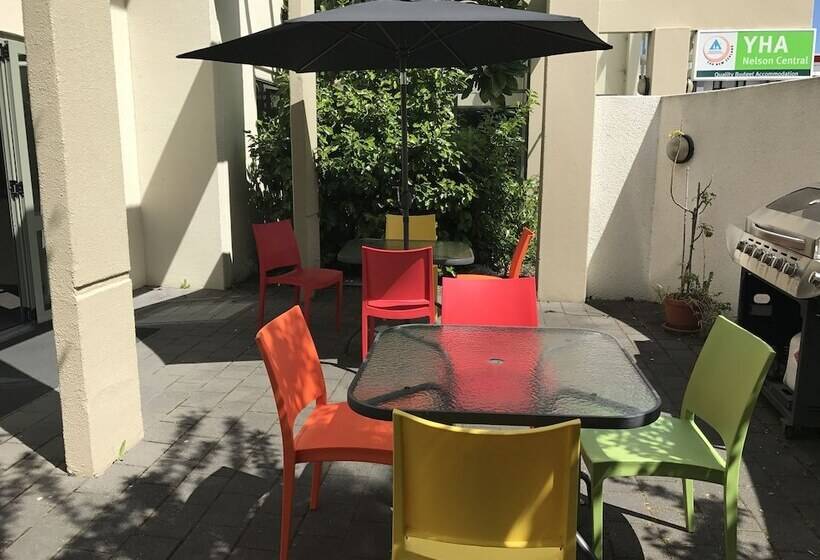 هتل Yha Nelson