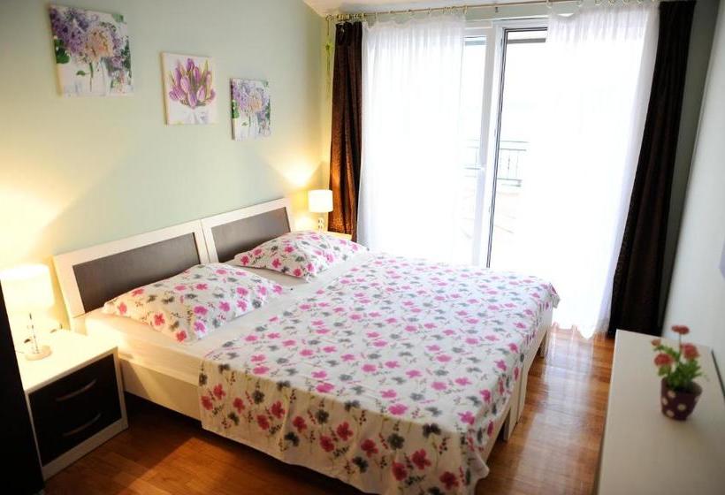 Apartments&rooms Jelavić