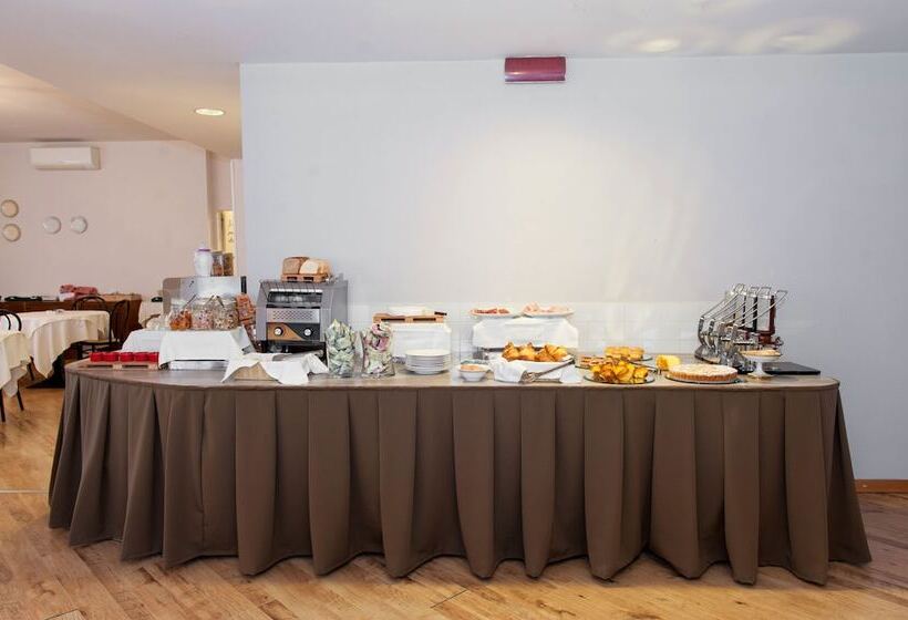 هتل Bacco Rooms And Breakfast