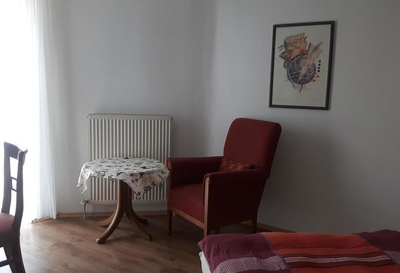 ホテル City  Bauer