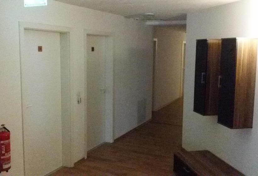 ホテル City  Bauer