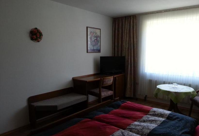 ホテル City  Bauer