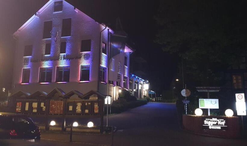 호텔 Bigger Hof   Wirtshaus Platzhirsch Am Jahnplatz