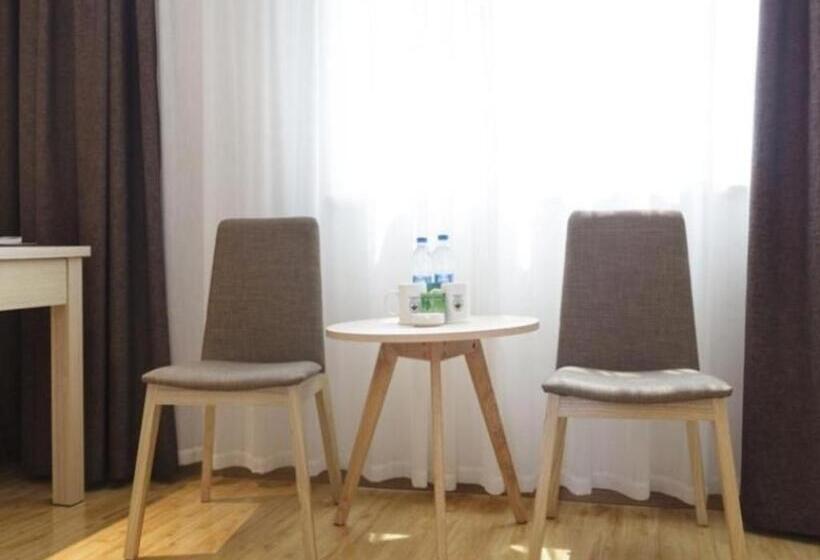 فندق Greentree Inn Jiangxi Yingtan Railway Station Square Business