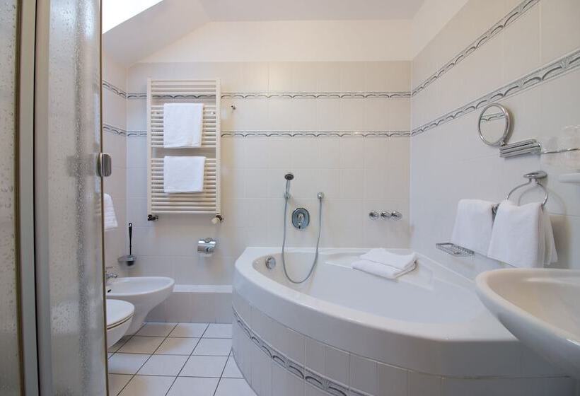 호텔 Landhaus Sassenhof