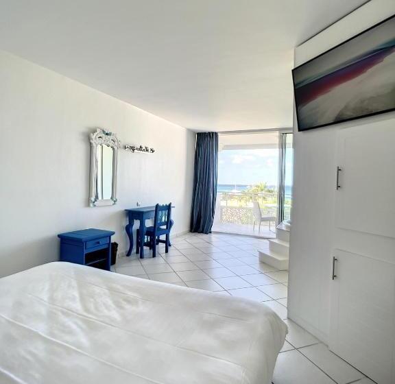 هتل Le Domaine Anse Marcel Beach Resort