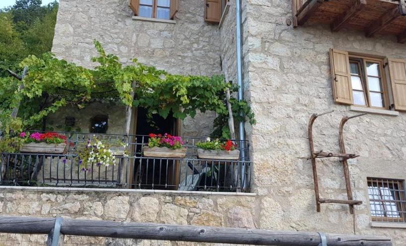 فندق Appartamenti Camere Masi Brenta