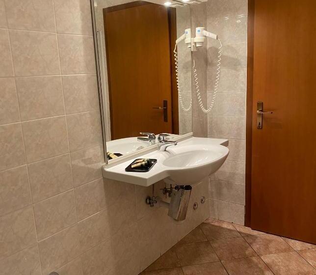 هتل Residence Desiree