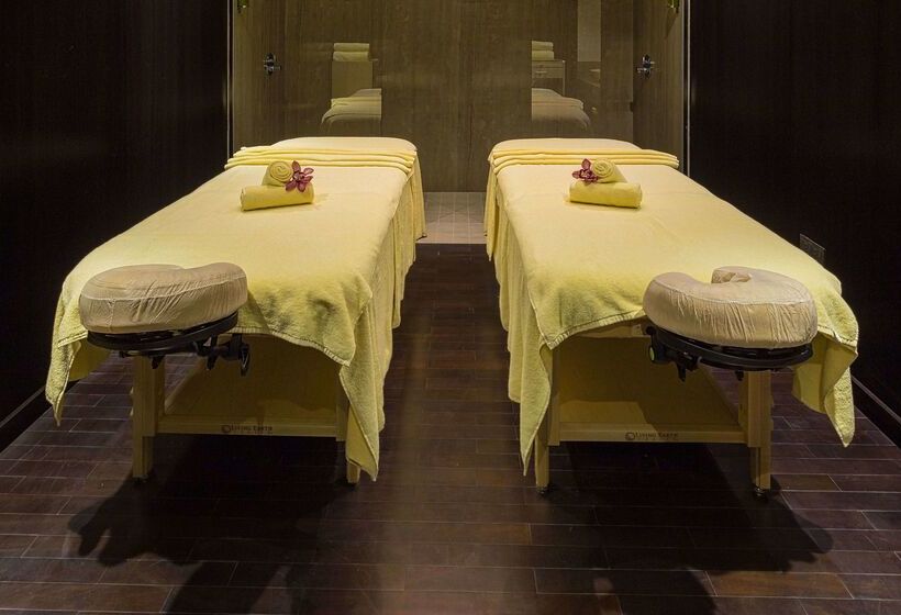 酒店 The First Collection Marina