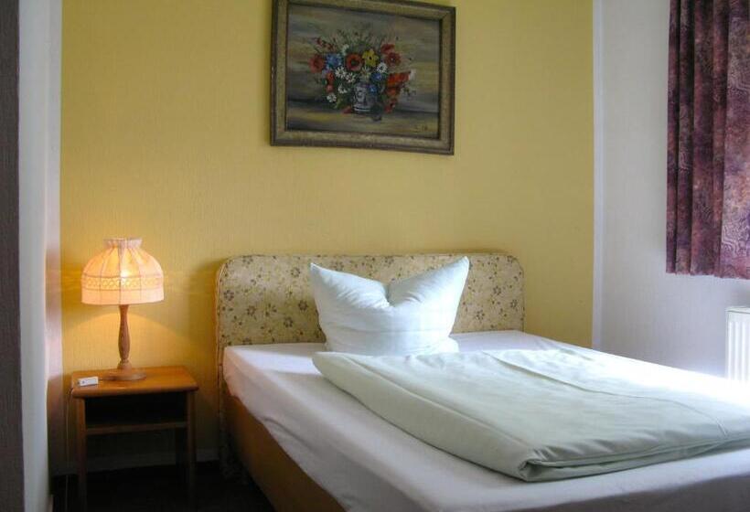 Landhotel Goldener Becher