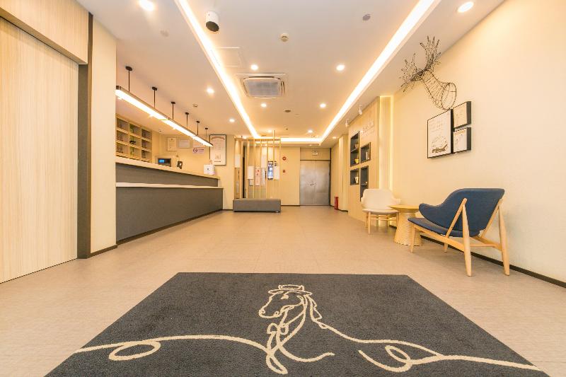 호텔 Hanting Express Shanghai New Jing An Temple