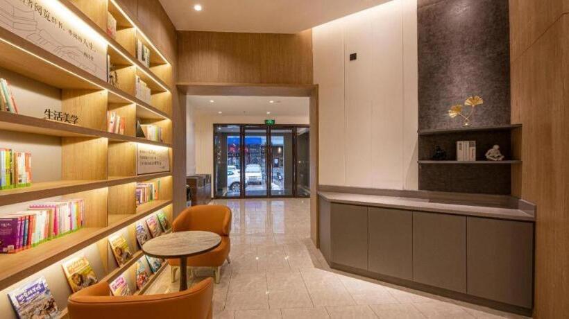 Hanting Hotel Nanjing Dachang Changchong Pedestrian Street