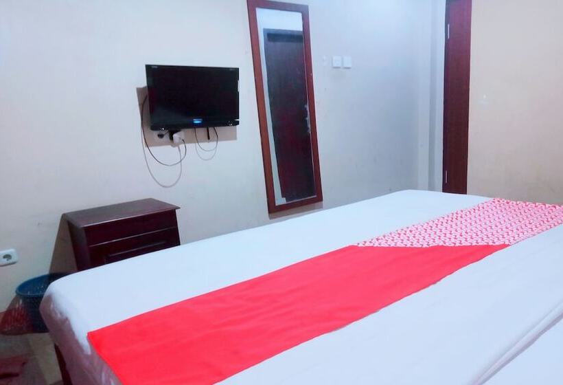هتل Putri Gading 2 By Oyo Rooms
