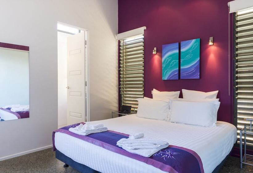 By The Beach B&b Self Contained Apartments