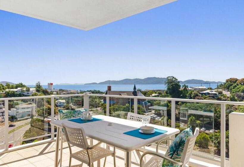 هتل The Dalgety Apartments