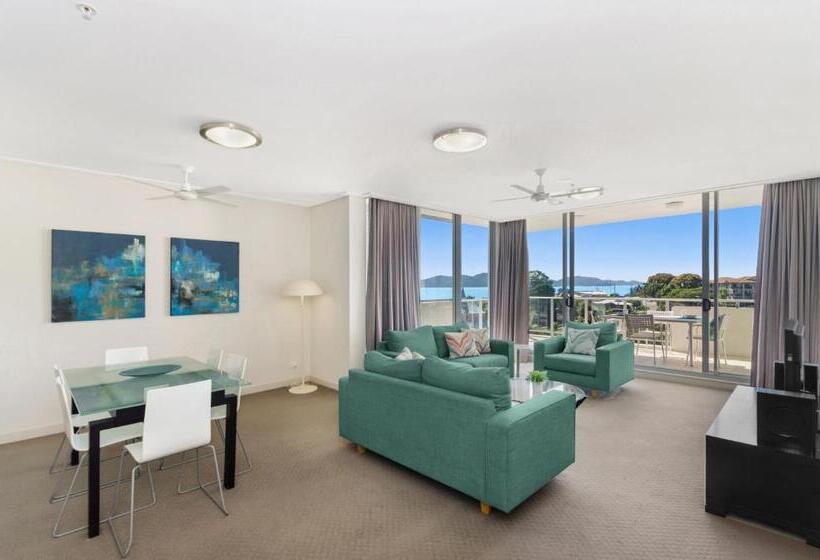 هتل The Dalgety Apartments