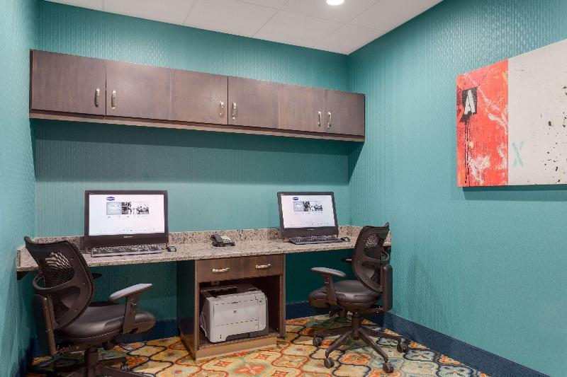 هتل Hampton Inn & Suites West Des Moines/sw Mall Area