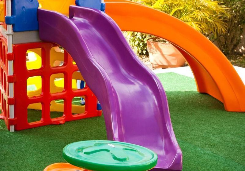 هتل Tropicanas Apart