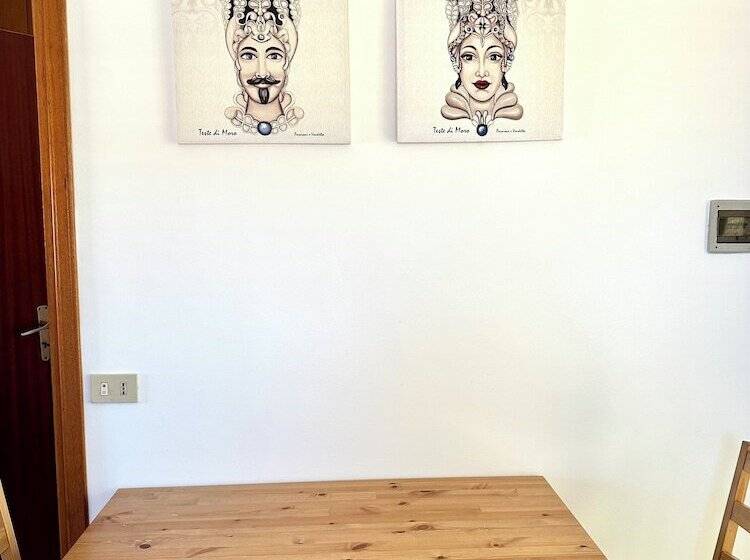 تختخواب و صبحانه Sicily In Love 2   Rooms & Breakfast