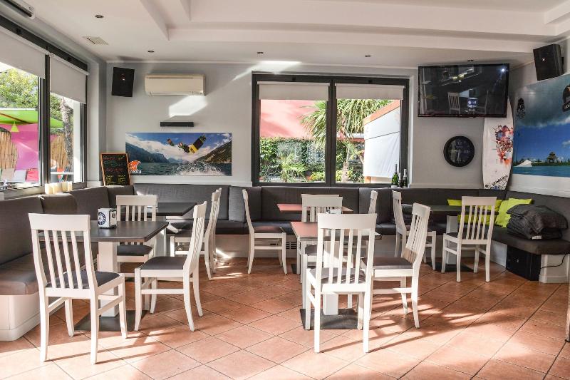 هتل Aurora & Appartamenti