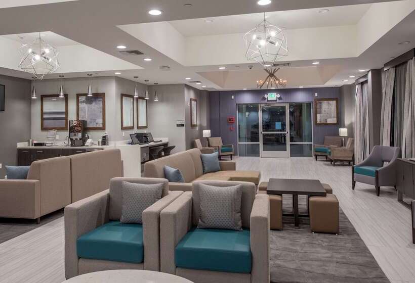 בית מלון כפרי Best Western Plus Gardena Los Angeles Inn & Suites