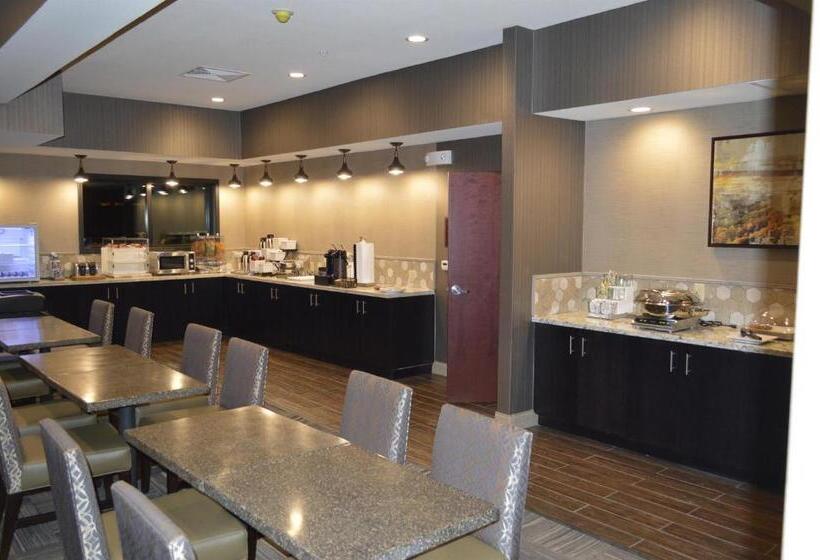 فندق Best Western Plus Stevens County Inn