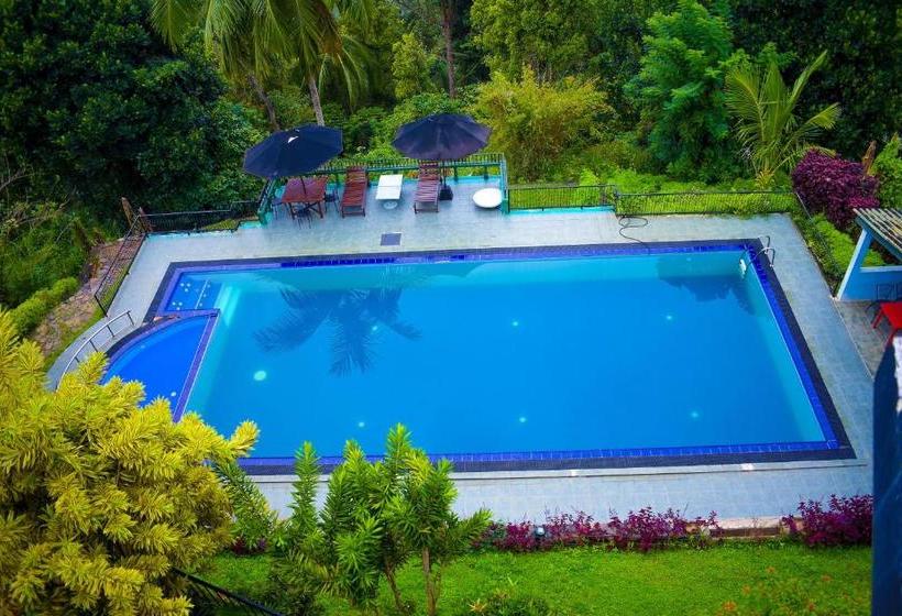 هتل Brookside Resort By Earl S