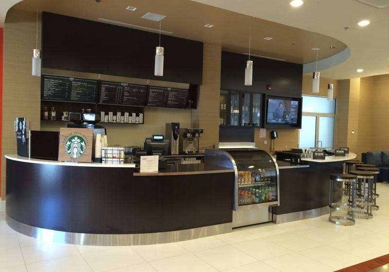 فندق Courtyard By Marriott Montreal West Island/baie D’urfe