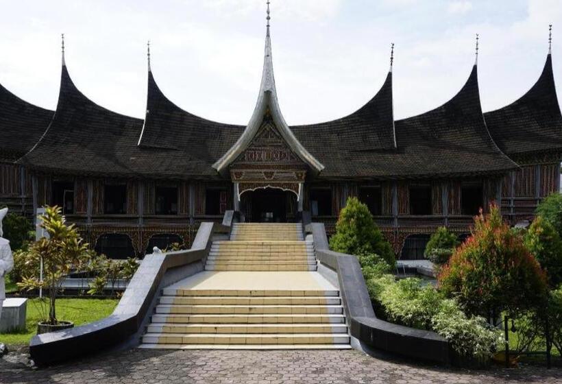 هتل Grand Sari