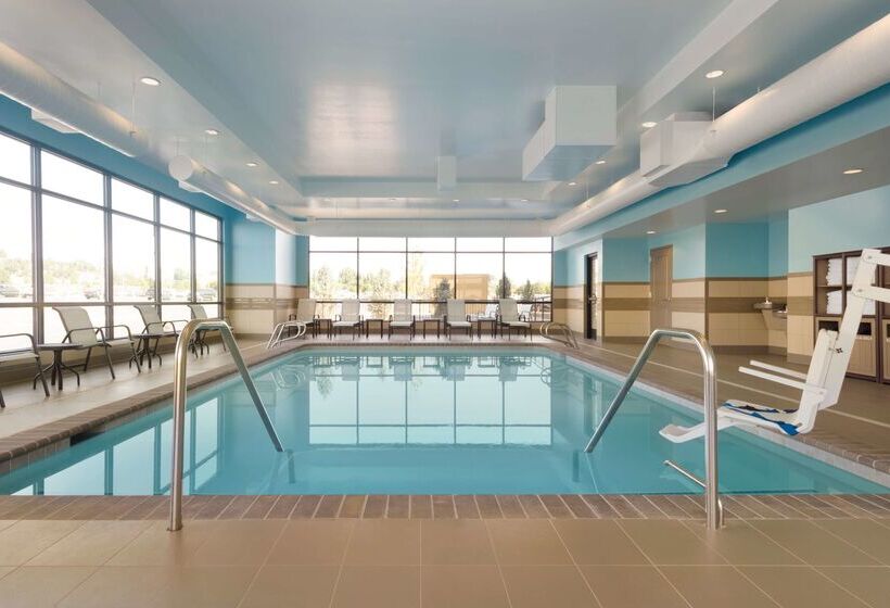 هتل Hampton Inn Elko