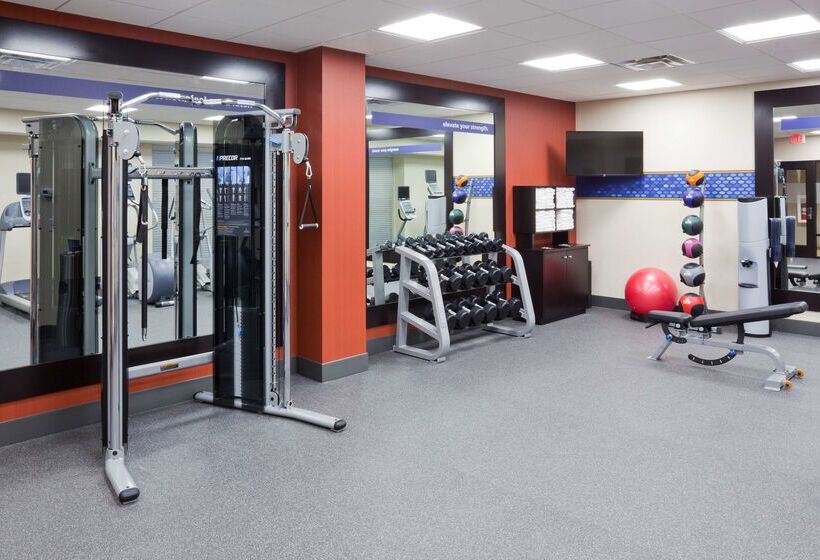 Отель Hampton Inn Minneapolis Roseville