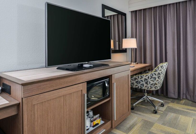 בית מלון כפרי Hampton Inn & Suites Altoonades Moines