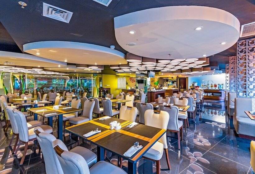 هتل Infinity8 Bali
