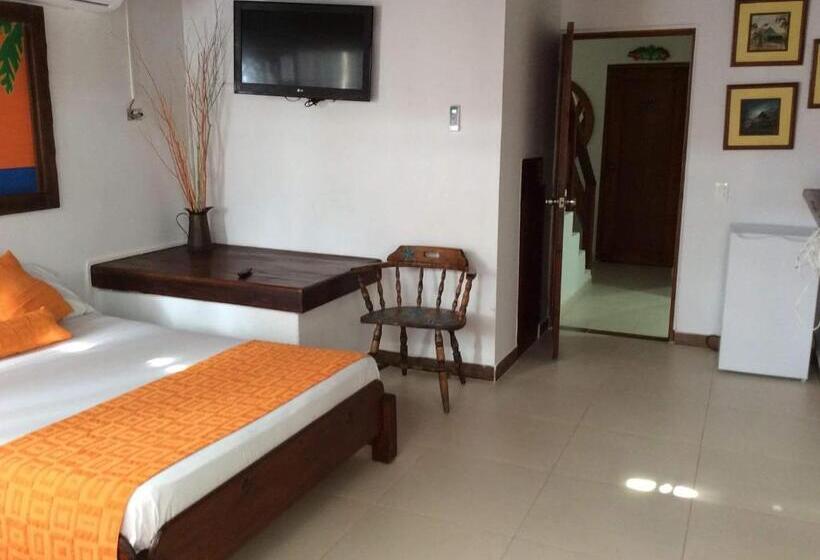 هتل La Posada De Lulu