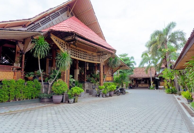 هتل Mahkota Plengkung By Ecommerceloka