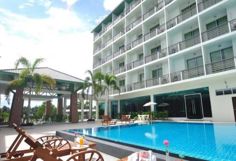 هتل The Flora May Resort