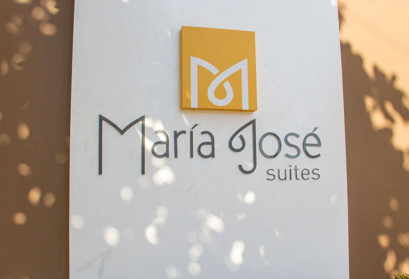 ホテル María José Suites