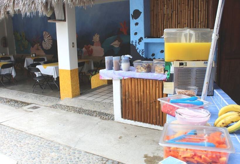 هتل Arrecife Huatulco Plus
