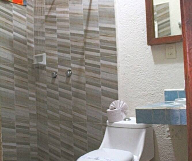 هتل Arrecife Huatulco Plus