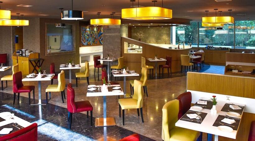 Отель Cj Pallazzio,salem