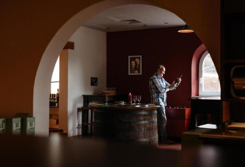 ホテル Consulat Des Weins