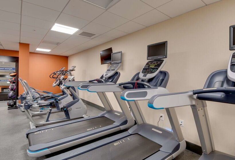 בית מלון כפרי Hampton Inn & Suites Los Angeles   Glendale