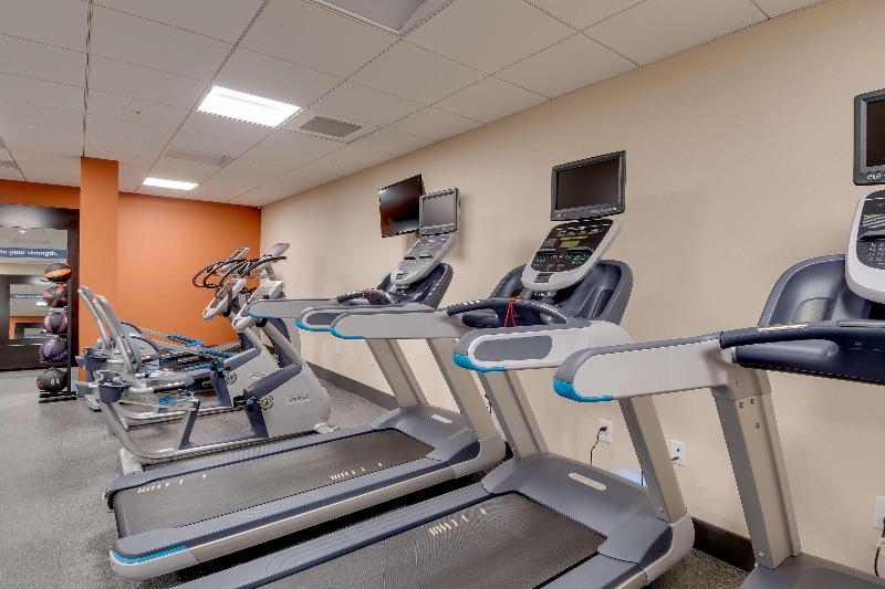 בית מלון כפרי Hampton Inn & Suites Los Angeles   Glendale