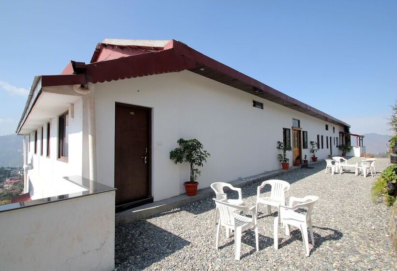 בית מלון כפרי Himalayan Club