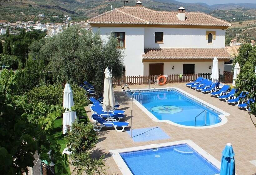 فندق Hostal Y Apartamento Rural Los Naranjos