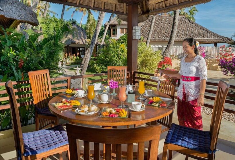 호텔 Palm Garden Amed Beach & Spa Resort Bali
