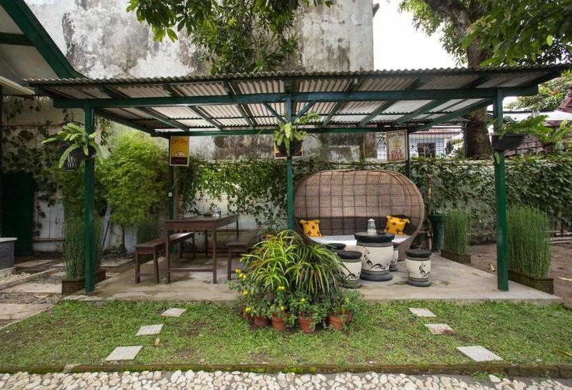 بنسيون Mango Tree Dipudjo Homestay