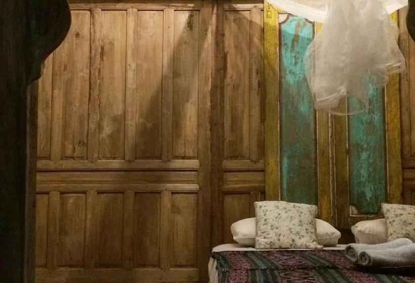 بنسيون Mango Tree Dipudjo Homestay